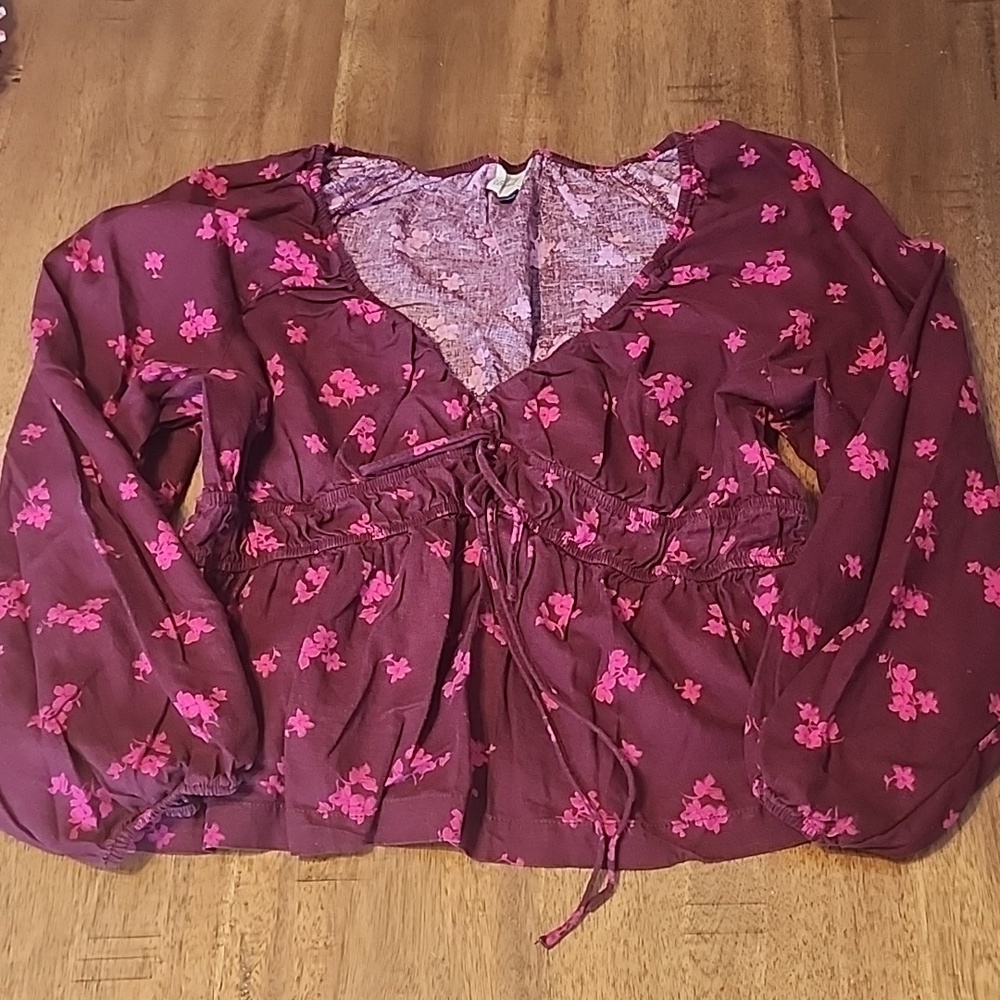 UNIVERSAL THREADS CUTE FLORAL LONG SLEEVE TOP SZ L